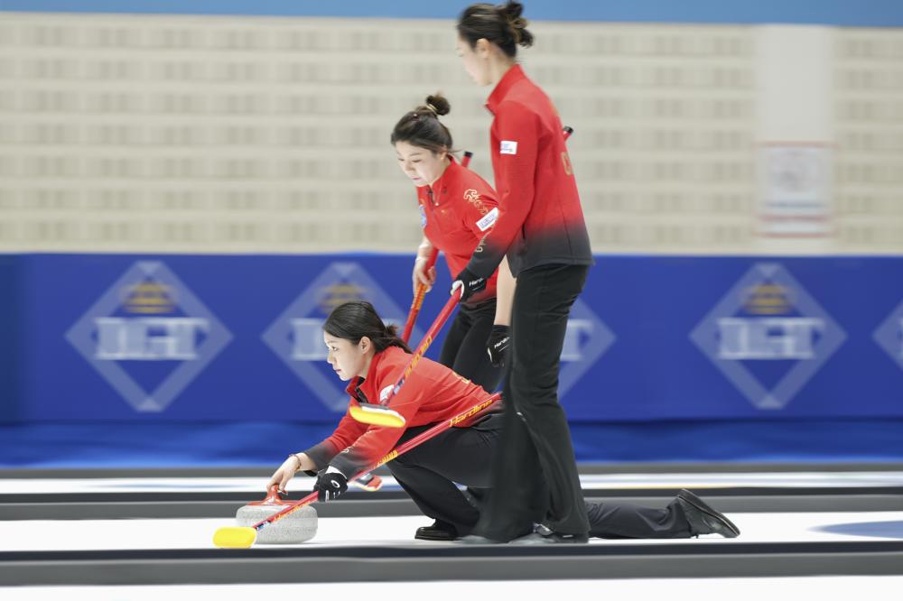 约大牌｜小萨马兰奇：从冬奥到亚冬，中国冰雪持续火热新华社.